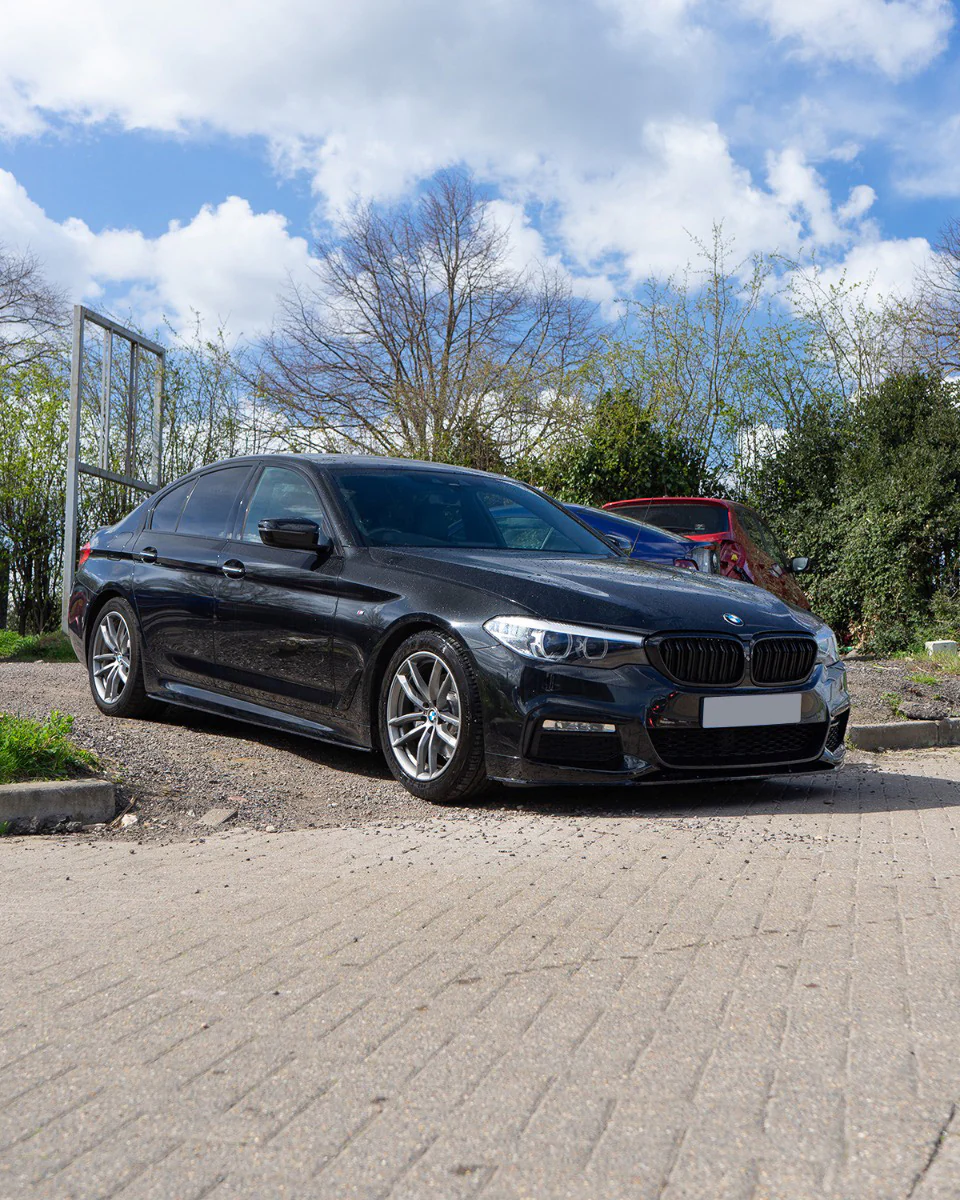 BMW 5 SERIES G30 GLOSS BLACK SPLITTER - MP STYLE - BLAK BY CT CARBON - Image 4
