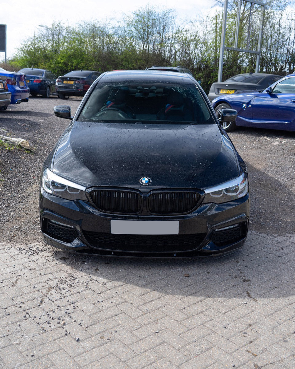 BMW 5 SERIES G30 GLOSS BLACK SPLITTER - MP STYLE - BLAK BY CT CARBON - Image 5