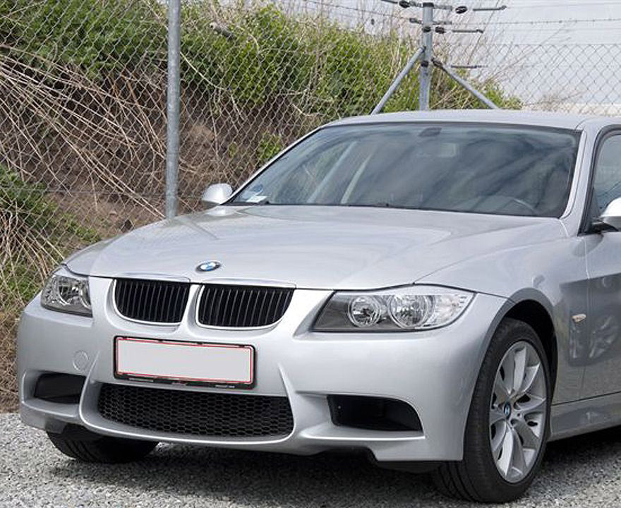 E90/91 ''M'' look front bumper for E90/91 pre LCI models without PDC sensors.