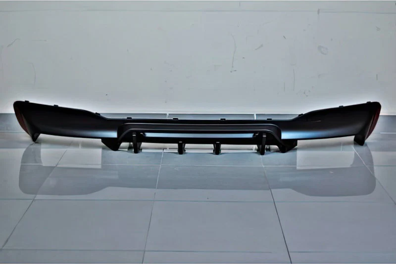 G30 G31 M5 style rear diffuser matte black